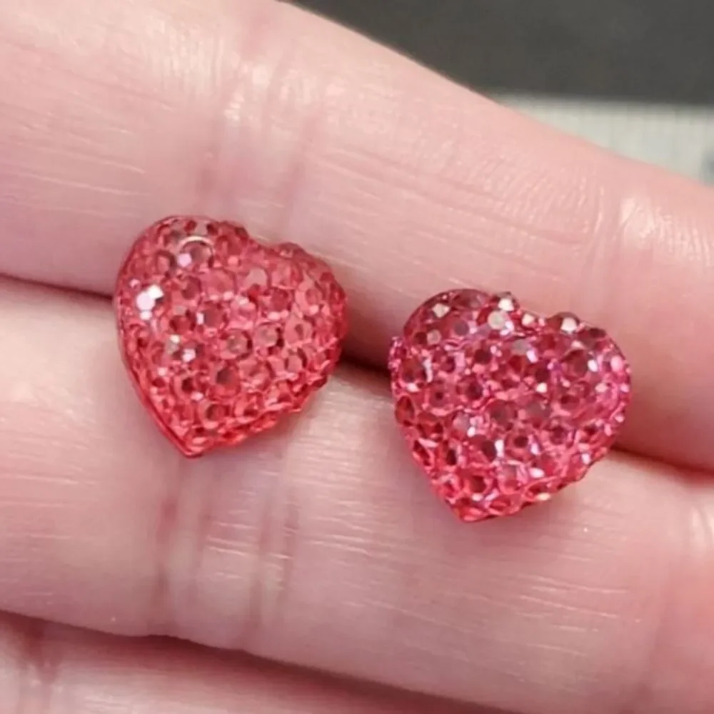 Sparkly pink heart earrings